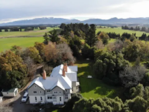 Gunyah Country Estate Hotels in 