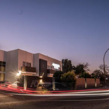 Adelante Lodge Hotels near SA Armour museum