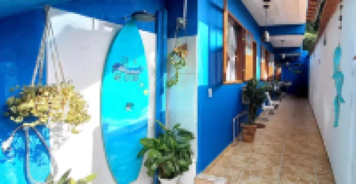 Suites Casa Azul-Vila do Abraão- Conforto, Limpeza, ótima localização