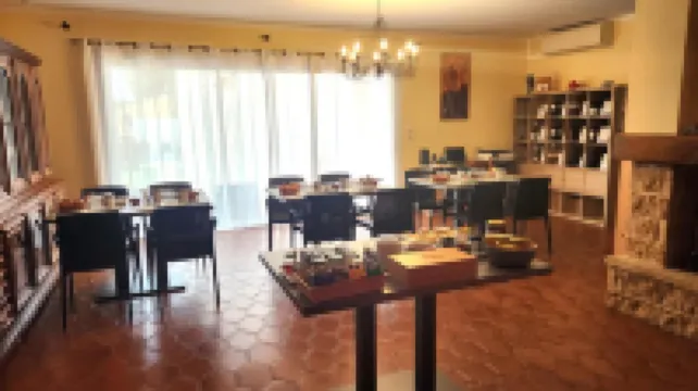 La Casa del Arti - Hôtellerie & Spa - Centre Bien-être et Piscine chauffée Hotels in Sigean