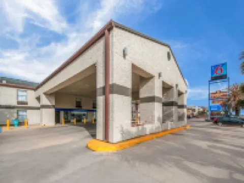 Studio 6 Laredo, TX - North I 35 Hotels in Laredo