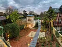 La Petite Folie Hotels in Honfleur