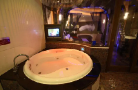 Shiny Seasons Motel Hotels in Kaohsiung