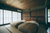 Kominka Yado Loof Shikinoie Hotels near 藤沢の大スギ
