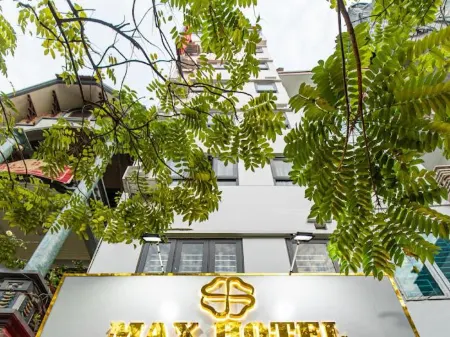 Madelise Max Hotel Отели рядом с достопримечательностью «Academy of Cryptography Techniques»