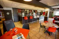 Ibis Budget Cherbourg la Glacerie - bar