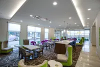 La Quinta Inn & Suites by Wyndham Mobile - Breakfast