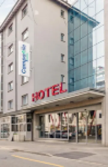 馬蒂尼康鉑酒店 酒店