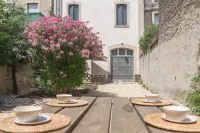 Tribus-Gites Urbains Carcassonne Hotel di Pennautier