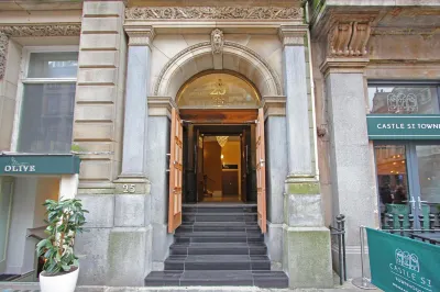 The Castle Collection - 25 Castle Street Hotels in 