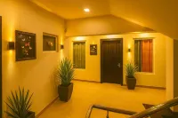 Roomquet Comfort Inn