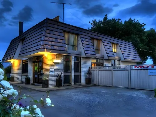City Gardens Motel Hotels in Traralgon