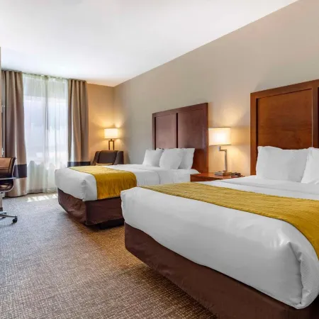 Comfort Inn & Suites