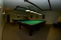 Kantsler Hotels in Tikhoretsky District