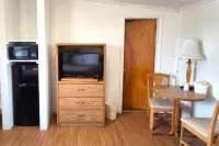 Economy Inn Cadillac MI by Hotel O