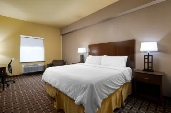 Holiday Inn Express & Suites GEORGE WEST by IHG