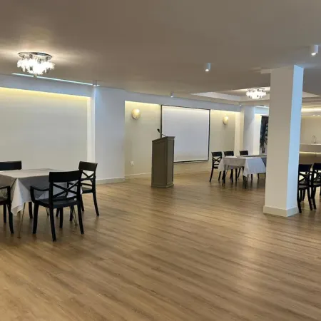 Hotel Podocarpus