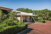 Emu Point Motel - Beach