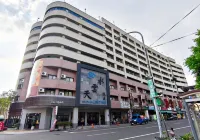 Crystal Hotel - Pet friendly