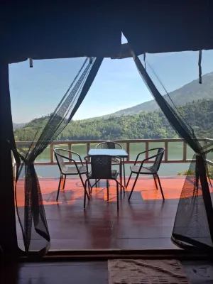 Seroja Hills Glamping Wonosobo - Mountain View