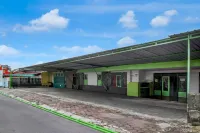 OYO 95019 Jeppi Homestay - parking