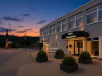 Hotel Constantin Các khách sạn gần Cầu La Mã