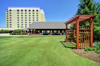 Embassy Suites by Hilton Greenville Golf Resort & Conference Center Hotels in der Nähe von Warehouse Theatre