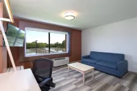 Holiday Inn Express & Suites Port Huron Hotels in Port Huron
