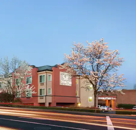 DoubleTree by Hilton Portland - Tigard