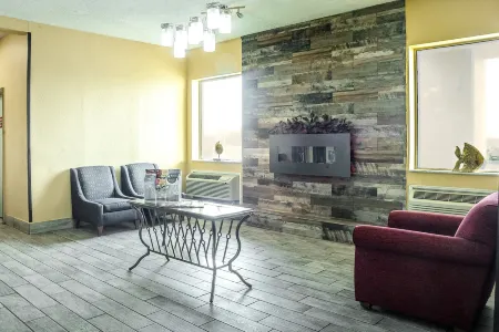 Super 8 by Wyndham Indianapolis South