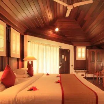 Coconut Lagoon Kumarakom- a CGH Earth Experience