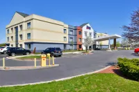 Fairfield Inn Rochester Airport Hotels in Gates
