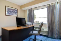 Days Inn & Suites by Wyndham Tampa near Ybor City Hotels in Tampa