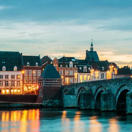 Novotel Maastricht Отели рядом с достопримечательностью «Коммелквартир»