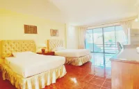 เดือนฉายรีสอร์ท