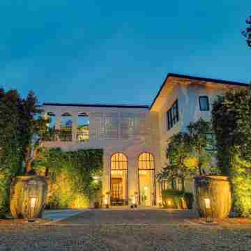 O2 the Residence Hotel Exterior