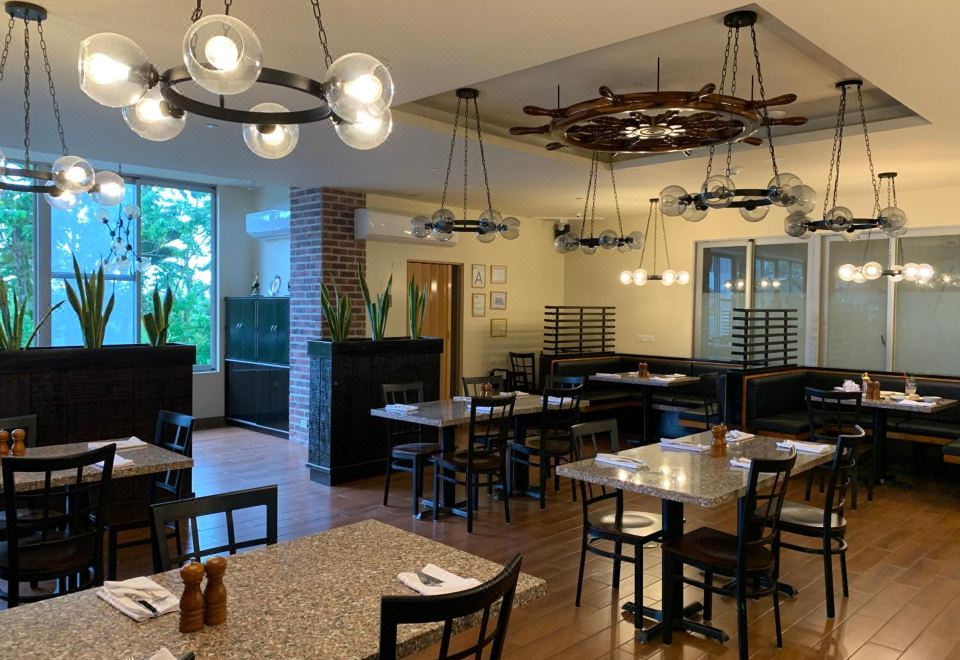 웨스트 플라자 호텔 레부 스트리트