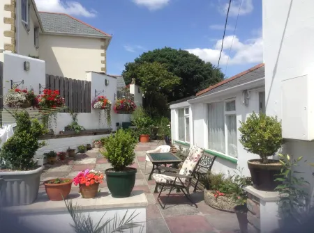 Drakewalls Bed and Breakfast Отели в г. Келли Брей