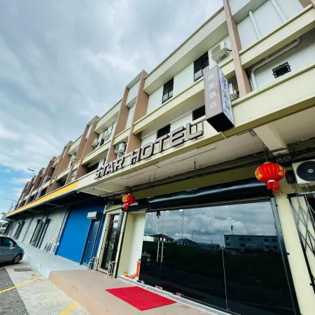 STAR HOTEL