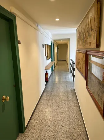 Hotel l'Illa Отели в г. Тосса-де-Мар