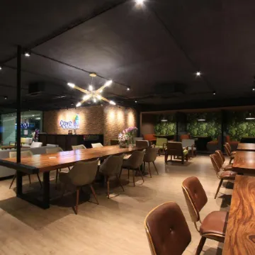 Herma Hotel Отели рядом с достопримечательностью «Royal Park Thailand»