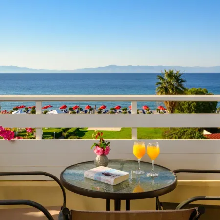Bayside Hotel Katsaras