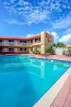 Beach and Town Motel - Motels