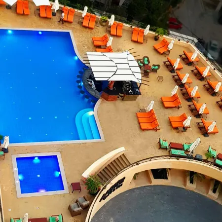 Burj on Bay Hotel