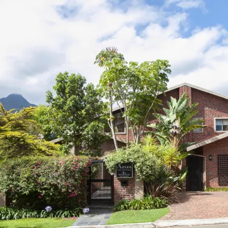 Aziza Guest House