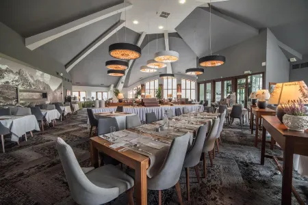 Grand Nosalowy Dwór