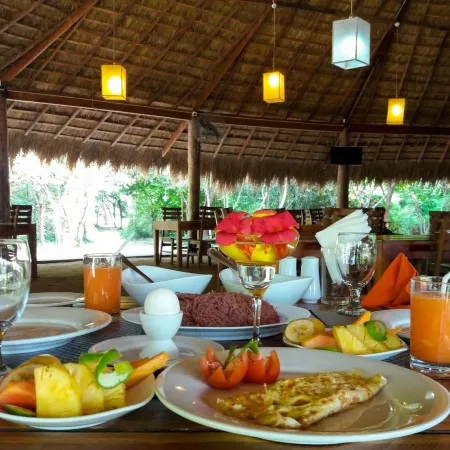 Giman Free Beach Resort Pasikuda