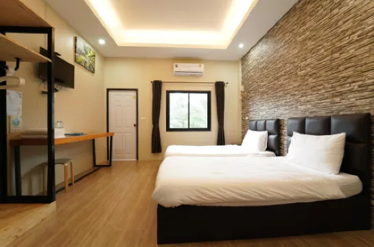 Chillax @Khaosk Hostel