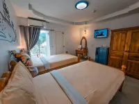 Euro Boutique Hotel - balcony