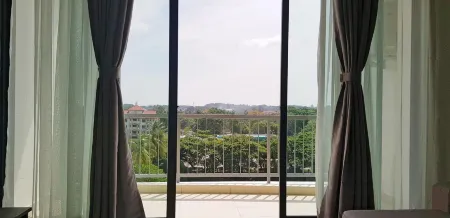 C Residence Labuan Отели рядом с достопримечательностью «Chimney»